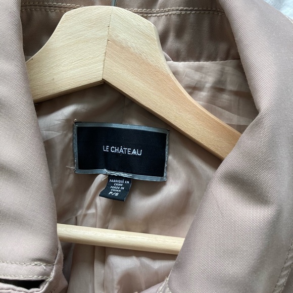 Beige trench coat - Picture 2 of 2